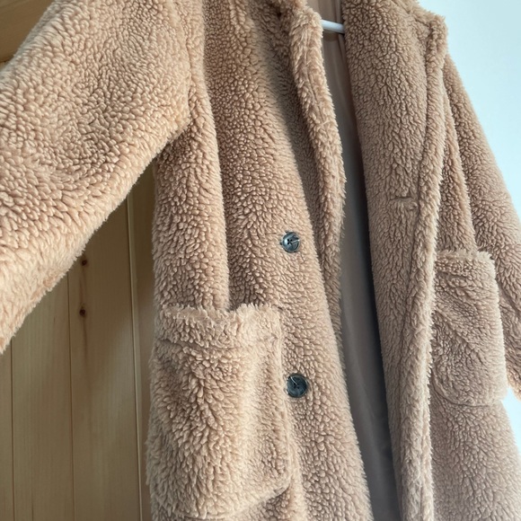 Oversized coat - Picture 2 of 2